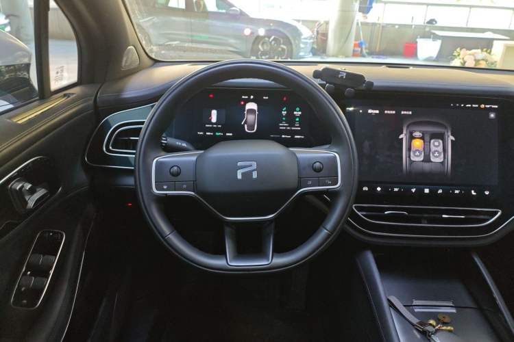Used Rising R7 2024 Advanced Edition Steering Wheel