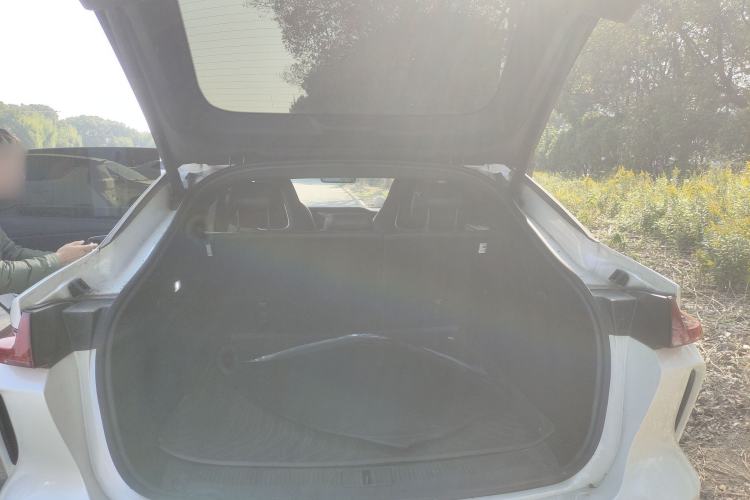 Used Rising R7 2024 Advanced Pro Edition Trunk