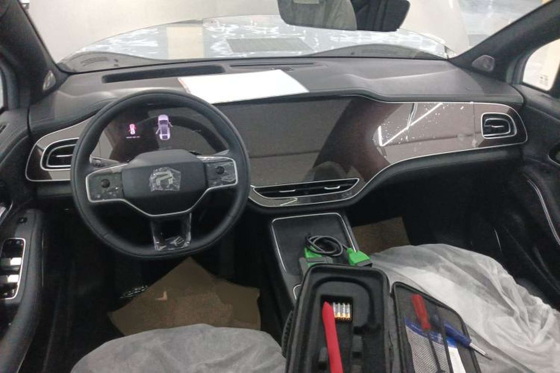 Used Rising R7 2025 Model Advanced Edition Center Console