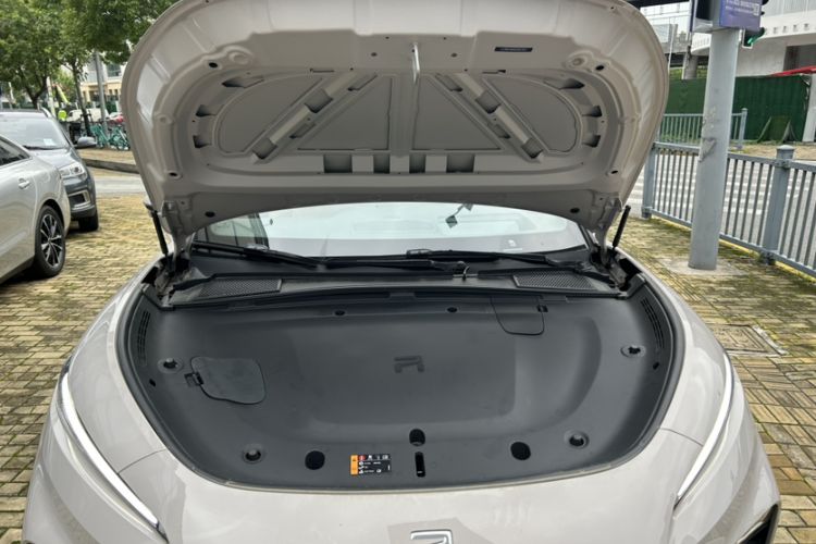 Used Rising R7 2025 Model Advanced Edition Engine Bay