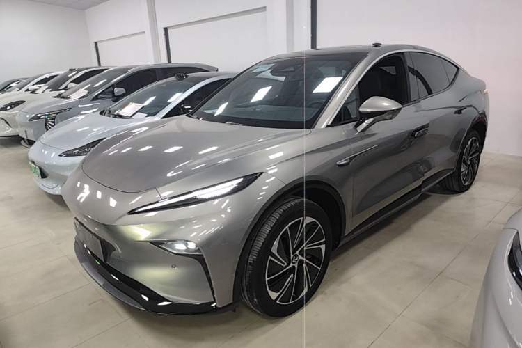 Used Rising R7 2025 Model Advanced Edition Guazi used car, China used car export, Used car for sale, Used  cars, Cheapest cars for sale