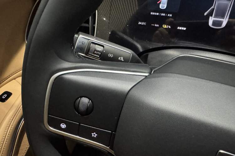 Used Rising R7 2025 Model Urban Edition Interior 5
