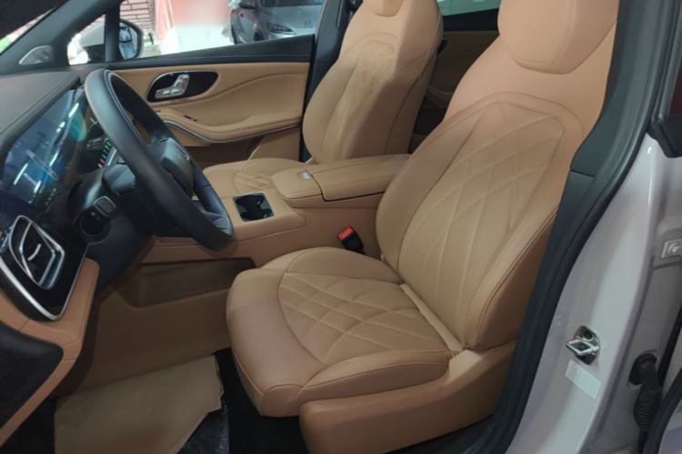Used Rising R7 2025 Model Advanced Edition Left Front Seat