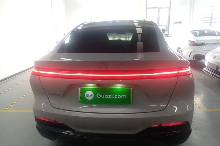 Used Rising R7 2025 Model Advanced Edition Rear