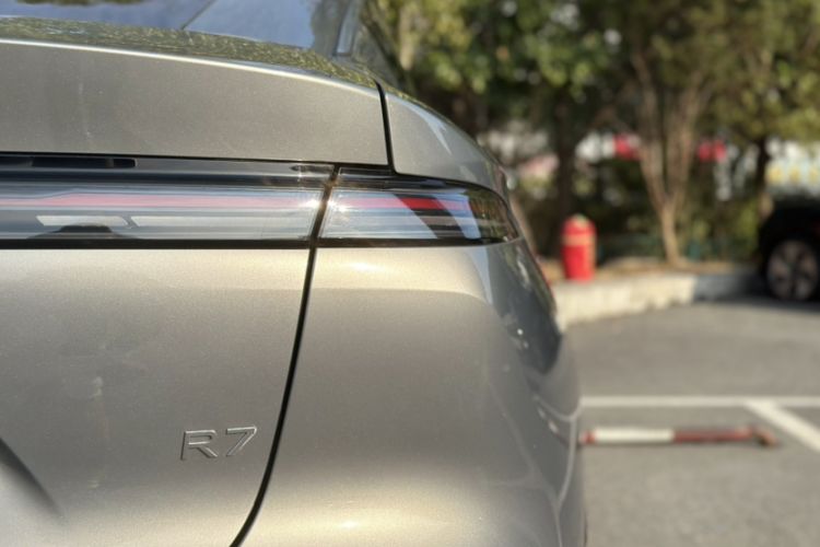 Used Rising R7 2025 Model Long-Range Edition Exterior 8