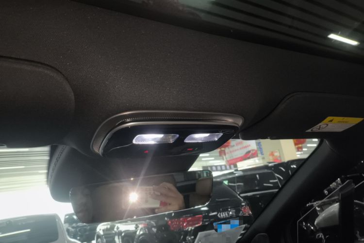 Used Rising R7 2025 Model Long-Range Edition Headliner