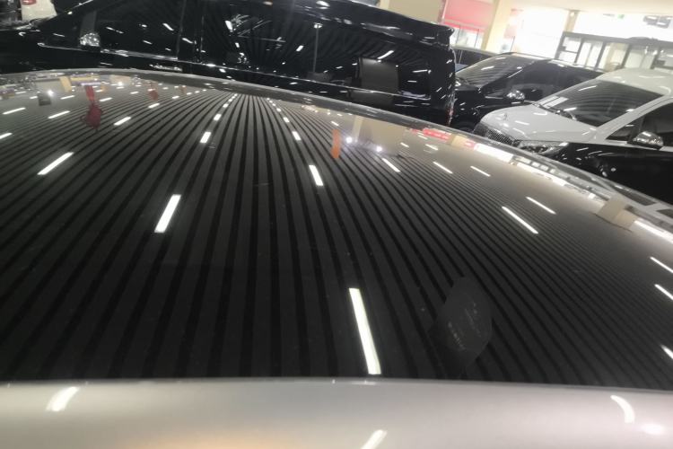 Used Rising R7 2025 Model Long-Range Edition Roof