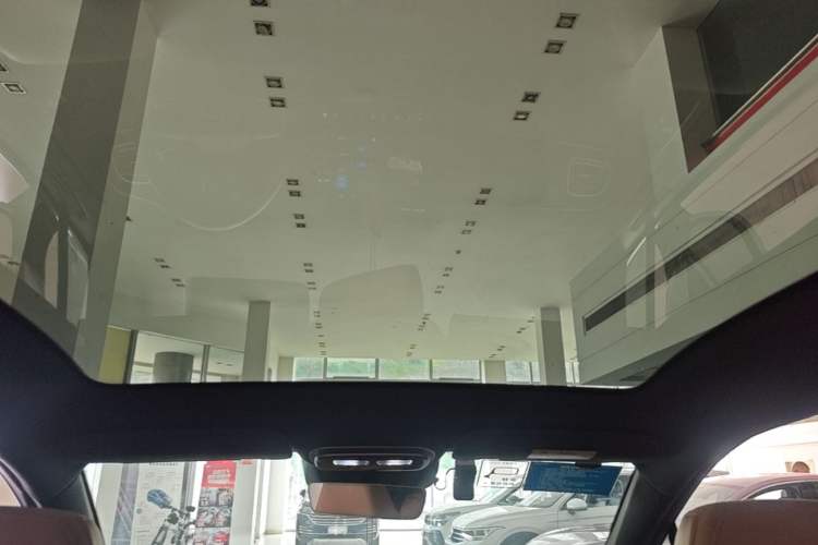 Used Rising R7 2025 Model Advanced Edition Headliner