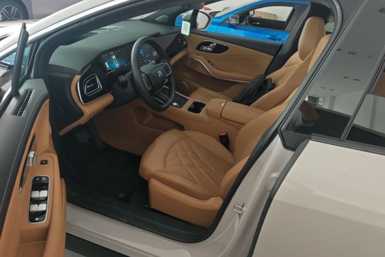 Used Rising R7 2025 Model Advanced Edition Left Front Seat