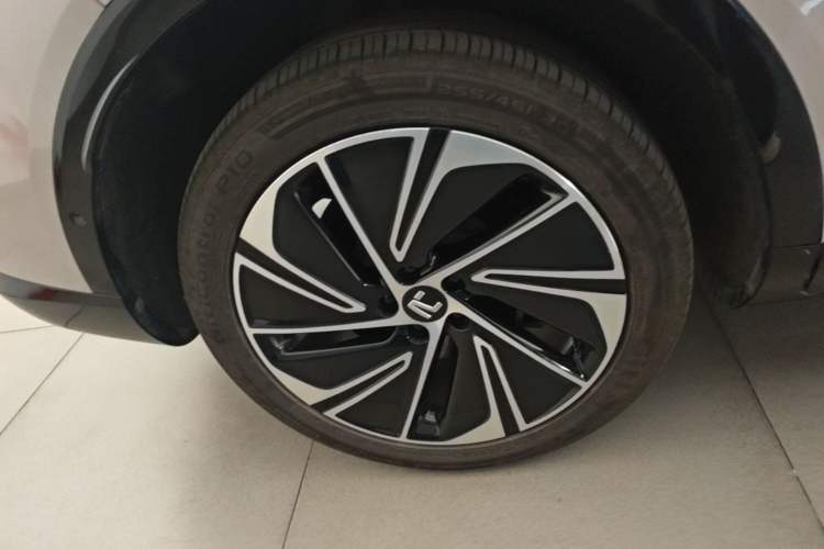 Used Rising R7 2025 Model Advanced Edition Right Rear Wheel Hub