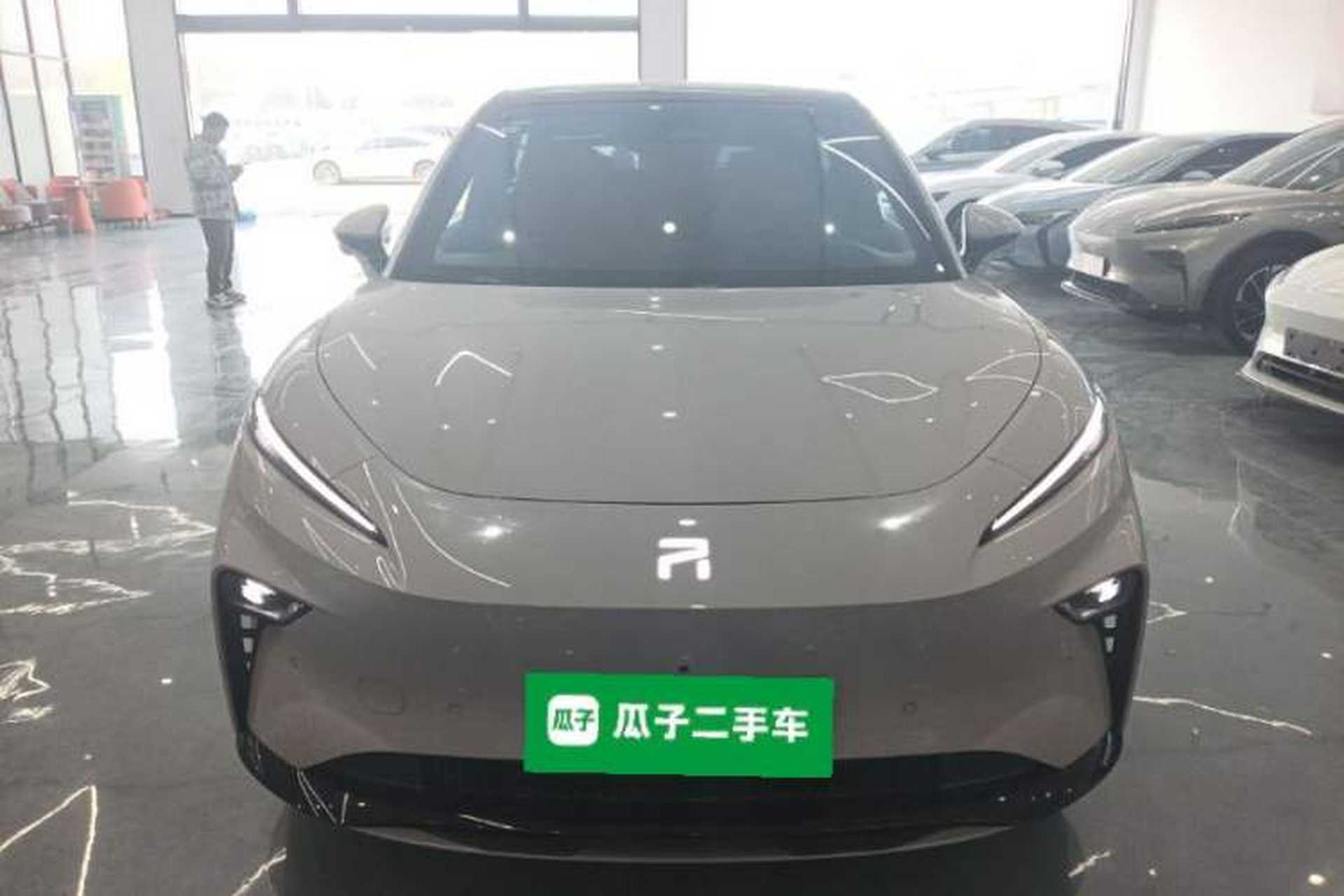 Used Rising R7 2025 Model Advanced Edition Exterior 1