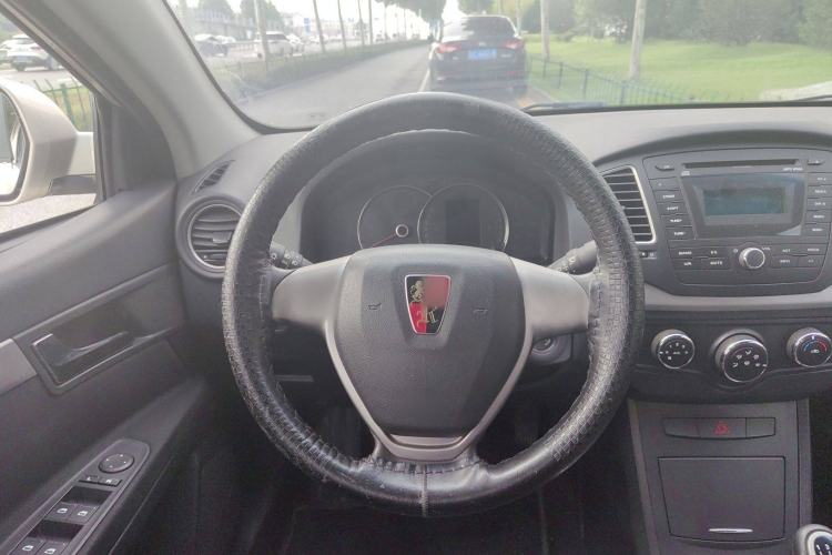 Used Roewe 350 2013 350S 1.5L Manual Xunchi Edition Interior 4