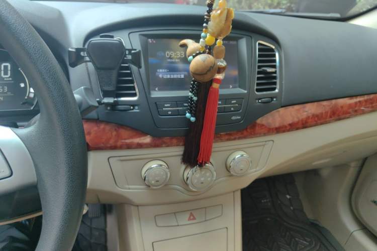 Used Roewe 350 2010 350C 1.5L Manual Xunzhi Edition Audio And AC Panel