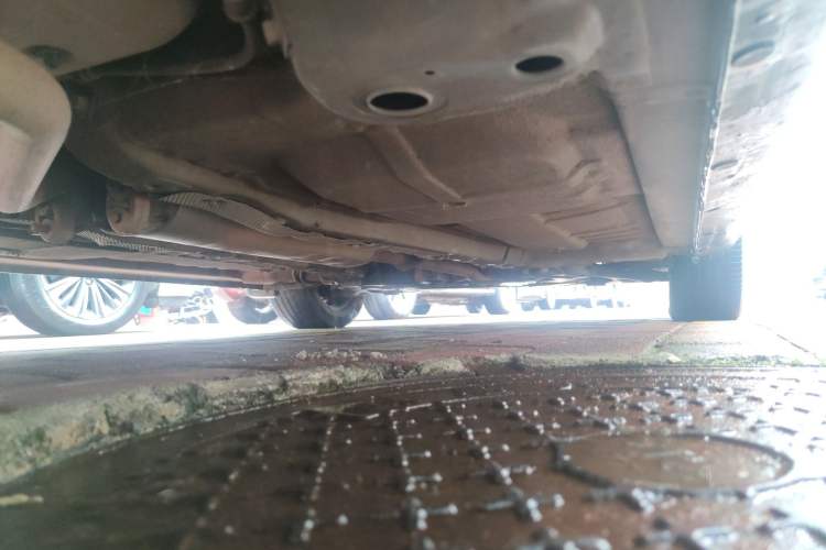 Used Roewe 350 2010 350S 1.5L Automatic Xunda Edition Chassis Rear Right