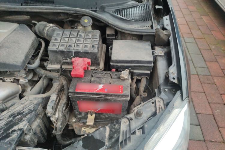 Used Roewe 350 2010 350S 1.5L Automatic Xunda Edition Engine Bay Left