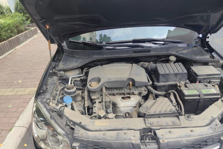 Used Roewe 350 2010 350C 1.5L Manual Xunzhi Edition Engine Bay Right