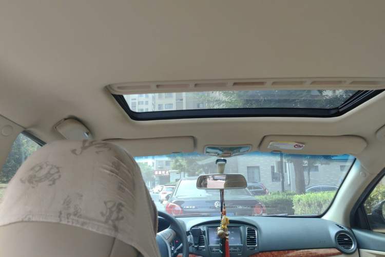 Used Roewe 350 2010 350C 1.5L Manual Xunzhi Edition Headliner