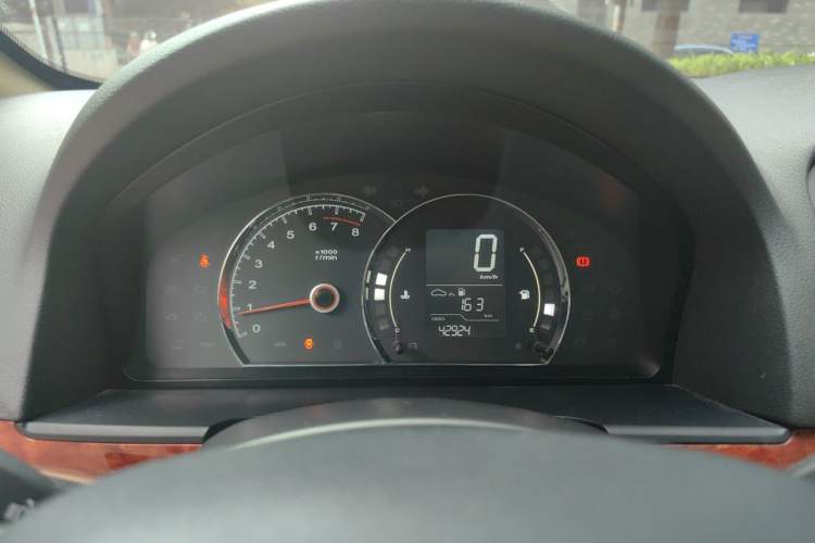 Used Roewe 350 2010 350C 1.5L Manual Xunzhi Edition Instrument Cluster