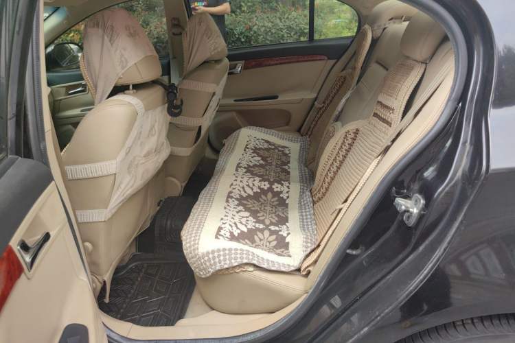 Used Roewe 350 2010 350C 1.5L Manual Xunzhi Edition Left Rear Seat