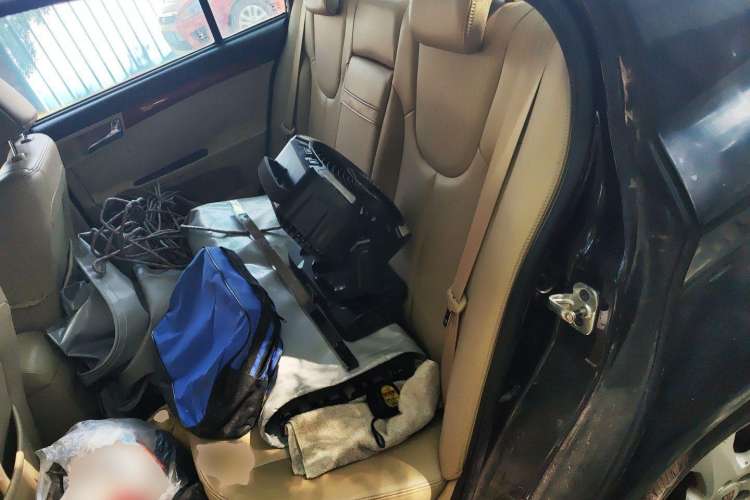Used Roewe 350 2010 350C 1.5L Automatic Xunyi Edition Left Rear Seat