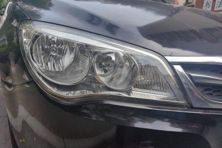 Used Roewe 350 2010 350C 1.5L Manual Xunzhi Edition Right Front Headlight
