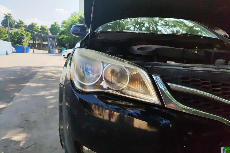 Used Roewe 350 2010 350C 1.5L Automatic Xunyi Edition Right Front Headlight