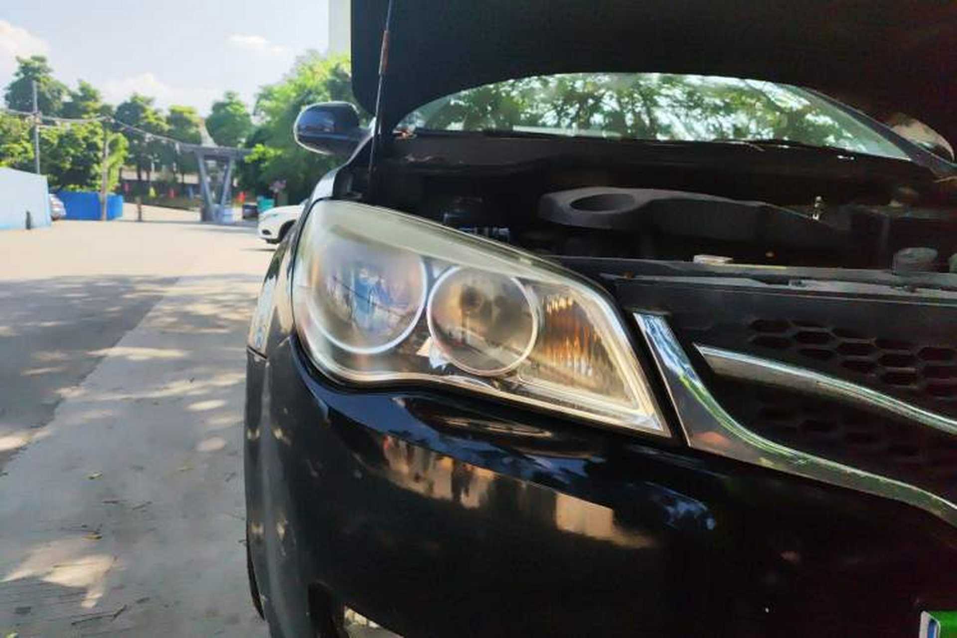 Used Roewe 350 2010 350C 1.5L Automatic Xunyi Edition Right Front Headlight