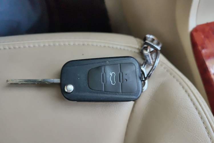 Used Roewe 350 2010 350C 1.5L Automatic Xunyi Edition Vehicle Key
