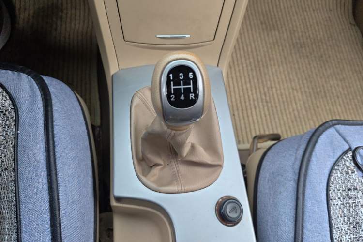 Used Roewe 350 2010 350S 1.5L Manual Xunchi Edition Gear Lever