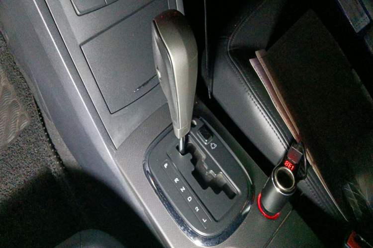 Used Roewe 350 2010 350D 1.5L Automatic Xunhao Edition Gear Lever