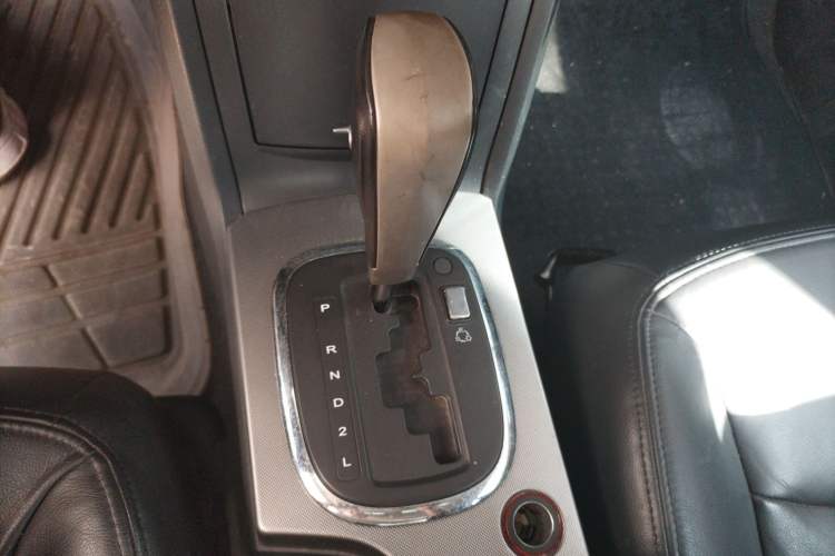 Used Roewe 350 2010 350C 1.5L Automatic Xunyi Edition Gear Lever