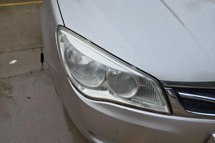 Used Roewe 350 2010 350S 1.5L Manual Xunchi Edition Right Front Headlight