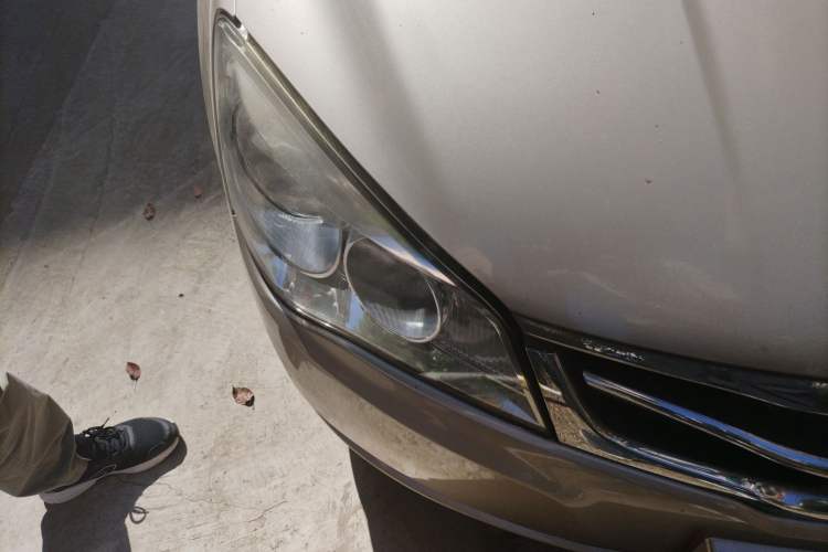 Used Roewe 350 2010 350C 1.5L Automatic Xunyi Edition Right Front Headlight