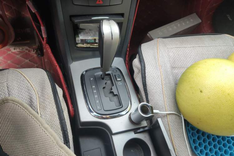 Used Roewe 350 2010 350C 1.5L Automatic Xunyi Edition Gear Lever