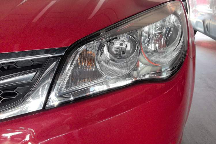 Used Roewe 350 2010 350S 1.5L Automatic Xunda Edition Left Front Headlight