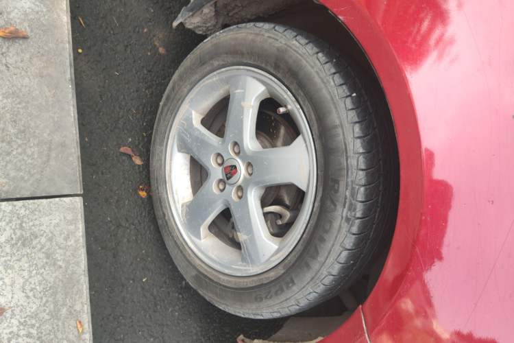 Used Roewe 350 2010 350C 1.5L Automatic Xunyi Edition Right Front Wheel Hub