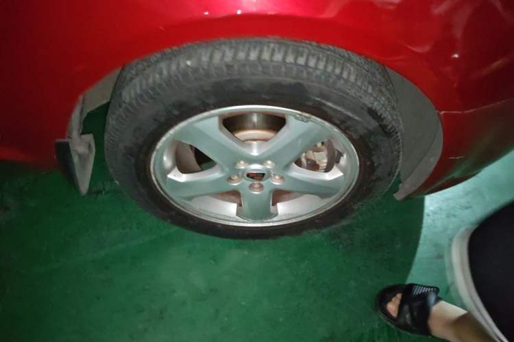 Used Roewe 350 2010 350C 1.5L Manual Xunzhi Edition Right Front Wheel Hub