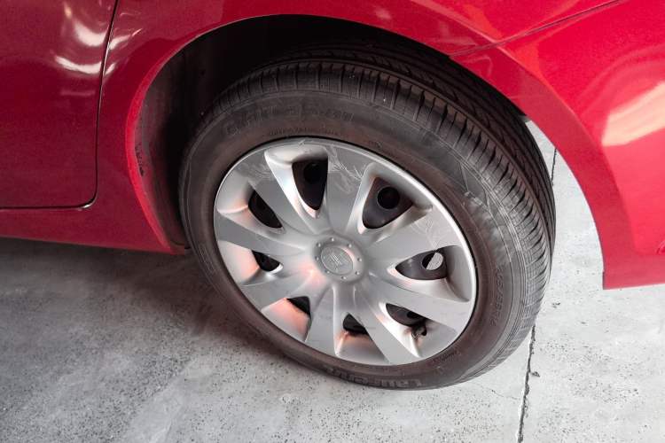 Used Roewe 350 2010 350S 1.5L Automatic Xunda Edition Right Rear Wheel Hub