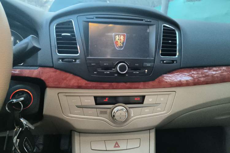 Used Roewe 350 2010 350C 1.5L Automatic Xunyi Edition Audio And AC Panel