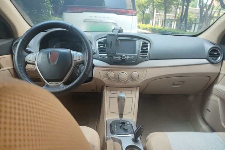 Used Roewe 350 2010 350S 1.5L Automatic Xunda Edition Center Console