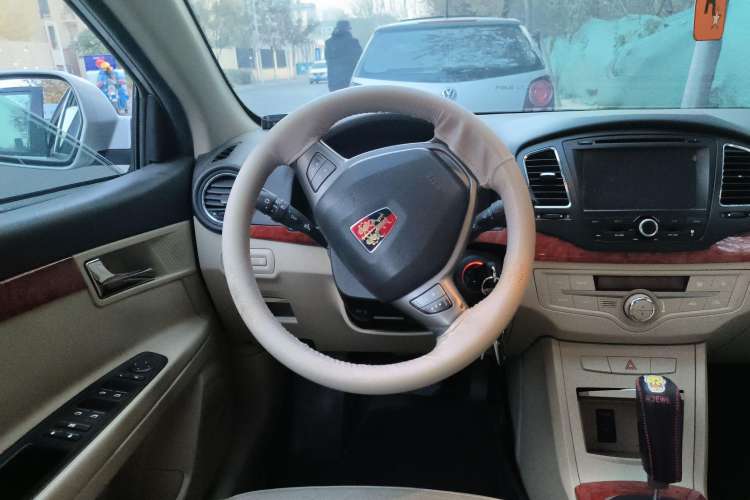 Used Roewe 350 2010 350C 1.5L Automatic Xunyi Edition Steering Wheel
