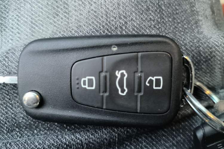 Used Roewe 350 2010 350C 1.5L Automatic Xunyi Edition Vehicle Key