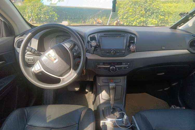 Used Roewe 350 2010 350C 1.5L Automatic Xunyi Edition Center Console