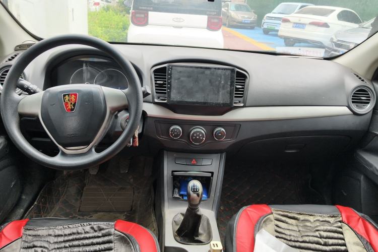 Used Roewe 350 2010 350S 1.5L Manual Xunchi Edition Center Console