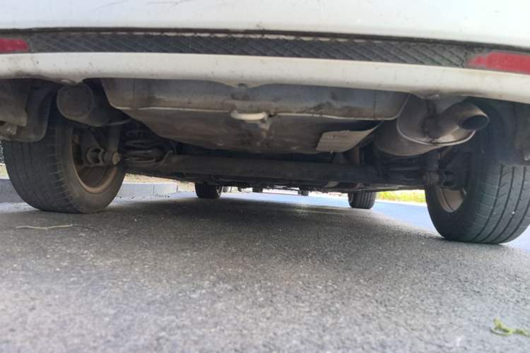 Used Roewe 350 2010 350C 1.5L Automatic Xunyi Edition Chassis Rear