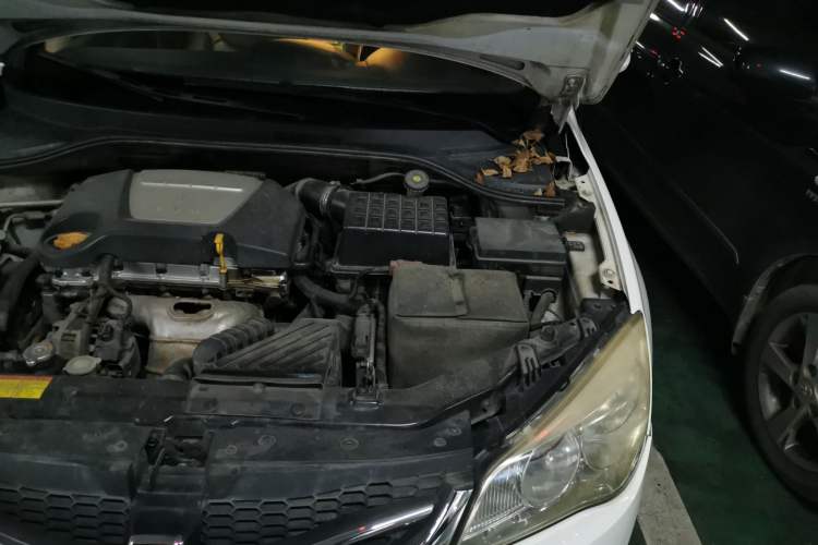 Used Roewe 350 2010 350C 1.5L Automatic Xunyi Edition Engine Bay Left