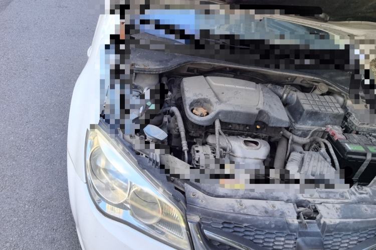 Used Roewe 350 2010 350C 1.5L Automatic Xunyi Edition Engine Bay Right