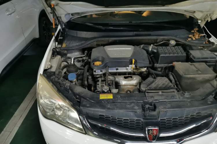 Used Roewe 350 2010 350C 1.5L Automatic Xunyi Edition Engine Bay Right