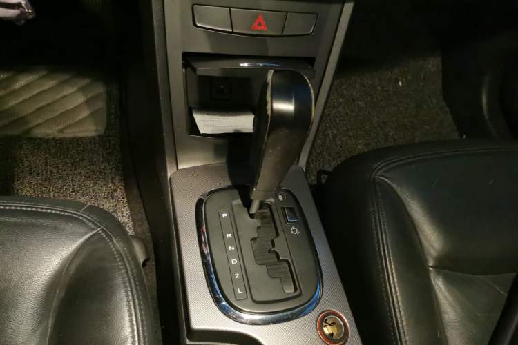 Used Roewe 350 2010 350C 1.5L Automatic Xunyi Edition Gear Lever