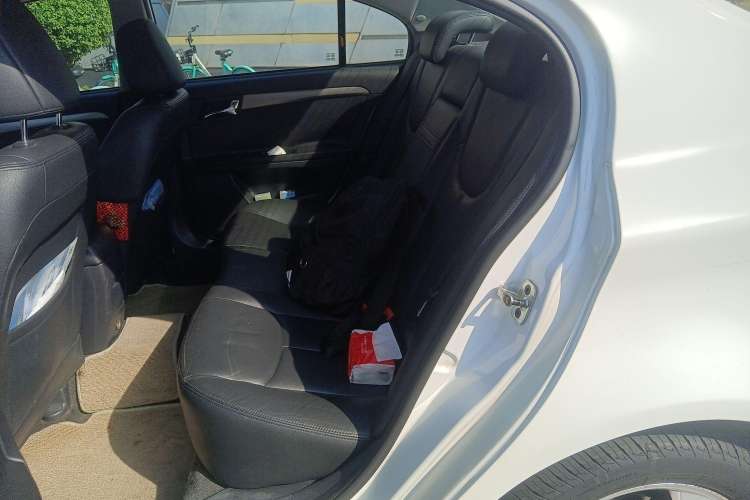 Used Roewe 350 2010 350C 1.5L Automatic Xunyi Edition Left Rear Seat